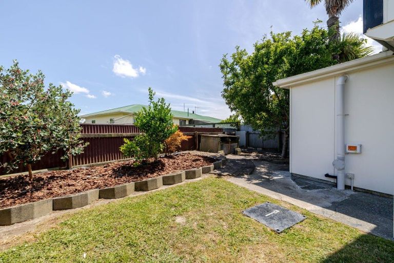 Photo of property in 73 College Street, Awapuni, Palmerston North, 4412