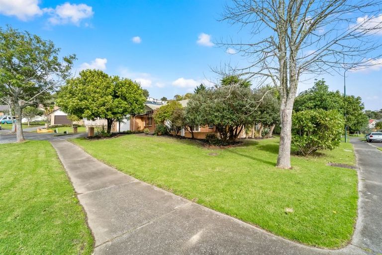 Photo of property in 1 Phoebe Meikle Place, Torbay, Auckland, 0630