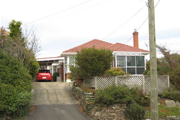 Photo of property in 337 Kenmure Road, Kenmure, Dunedin, 9011
