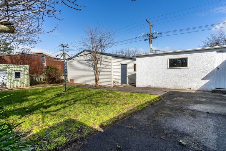 Photo of property in 193 Macandrew Road, South Dunedin, Dunedin, 9012