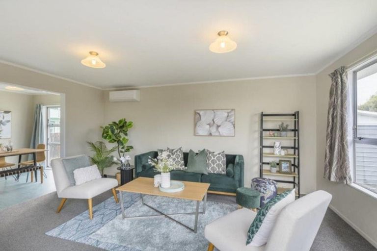Photo of property in 37 Parakai Street, Paraparaumu, 5032