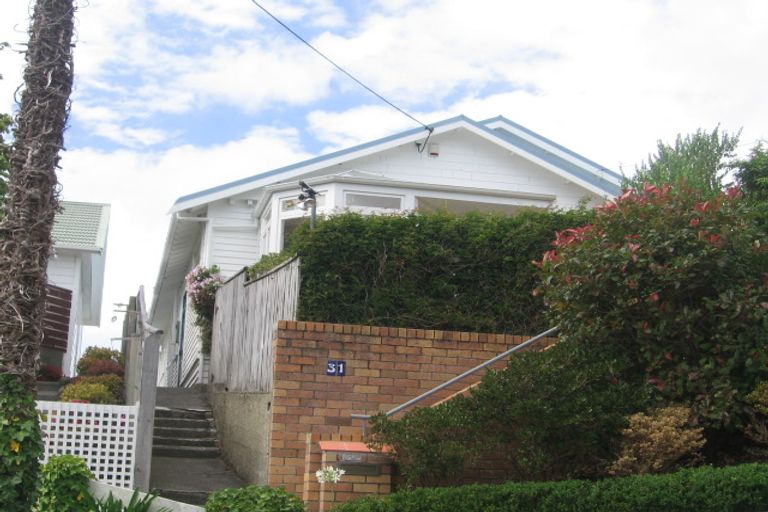 Photo of property in 33 Putnam Street, Northland, Wellington, 6012