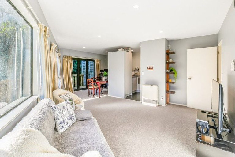 Photo of property in 49 Ohariu Road, Johnsonville, Wellington, 6037