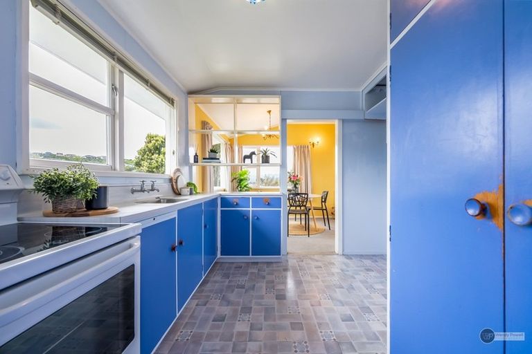 Photo of property in 23 Bushey Way, Maungaraki, Lower Hutt, 5010