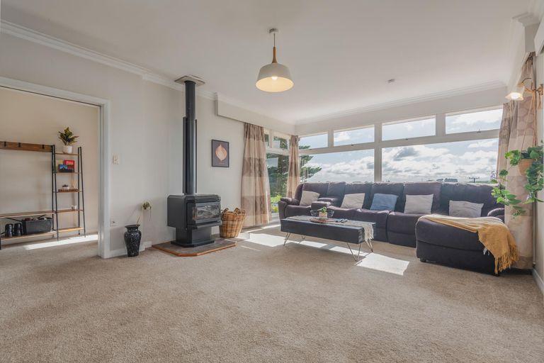 Photo of property in 1255 Tennent Drive, Linton, Palmerston North, 4472