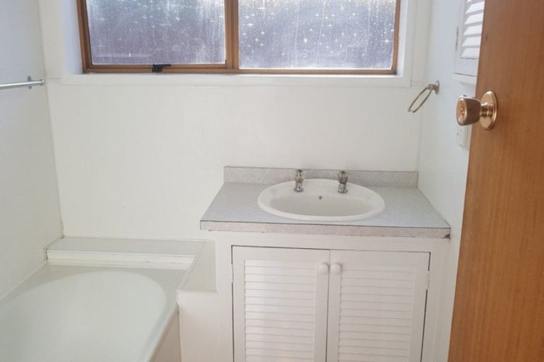 Photo of property in 20 Terrace Avenue, Mount Maunganui, 3116