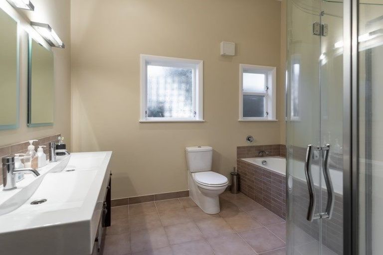 Photo of property in 24 Rewa Road, Hataitai, Wellington, 6021