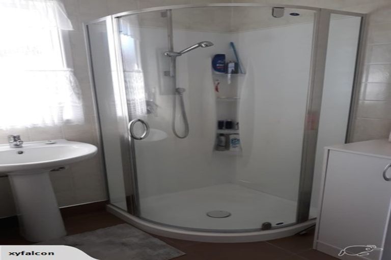 Photo of property in 35 Mountbatten Grove, Clouston Park, Upper Hutt, 5018