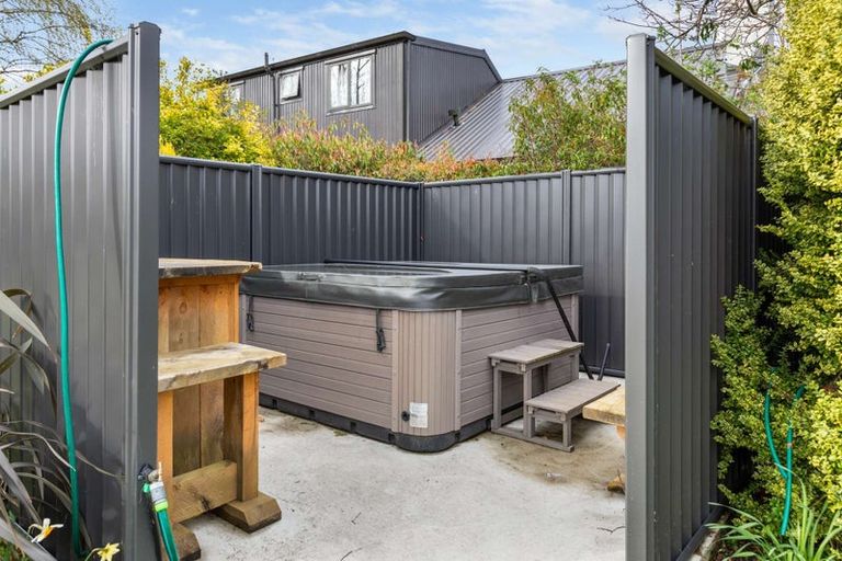 Photo of property in 1 Ruia Street, Gore, 9710