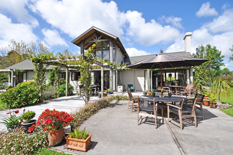 Photo of property in 661 Matakana Road, Warkworth, 0985