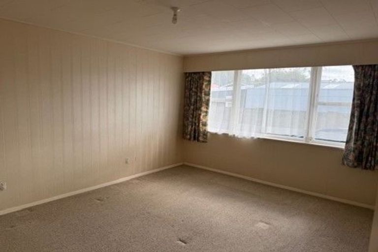 Photo of property in 28a Saint Ronans Avenue, Waterloo, Lower Hutt, 5011