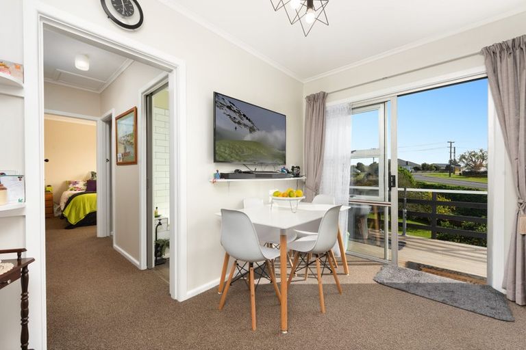 Photo of property in 16 Brown Terrace, Te Puke, 3119