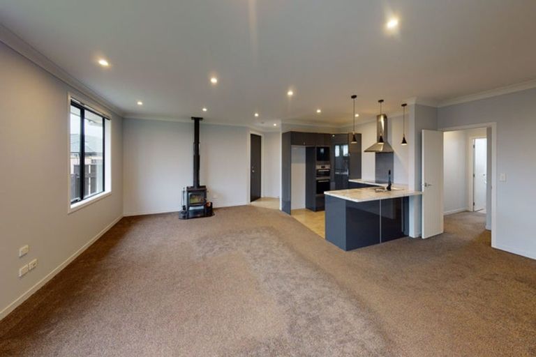 Photo of property in 15 George Street, Bulls, 4818