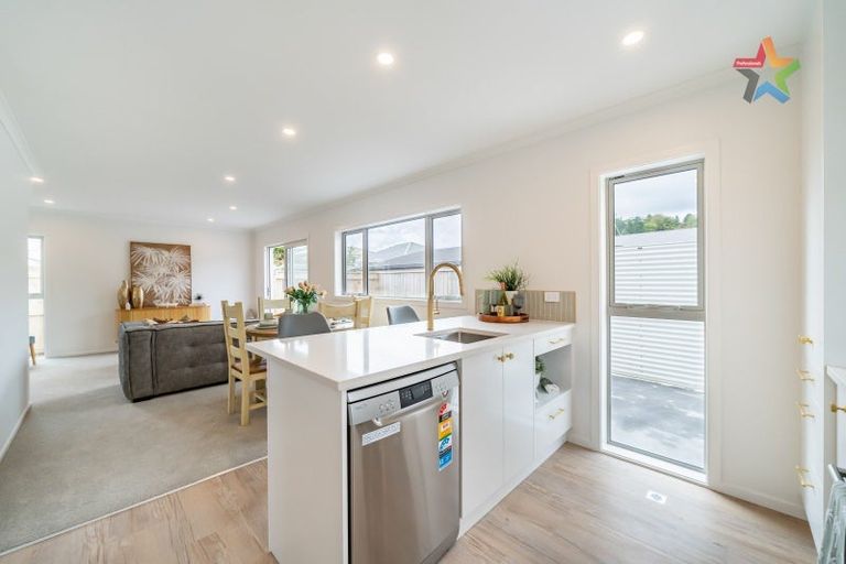 Photo of property in 360b Waiwhetu Road, Fairfield, Lower Hutt, 5011