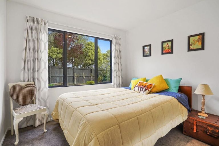 Photo of property in 2 Chaloner Lane, Westmorland, Christchurch, 8025