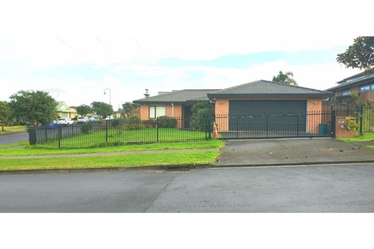 Photo of property in 25 Medvale Avenue, Flat Bush, Auckland, 2019