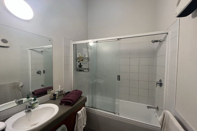 Photo of property in Marion Square Apartments, 18/26 Marion Street, Te Aro, Wellington, 6011