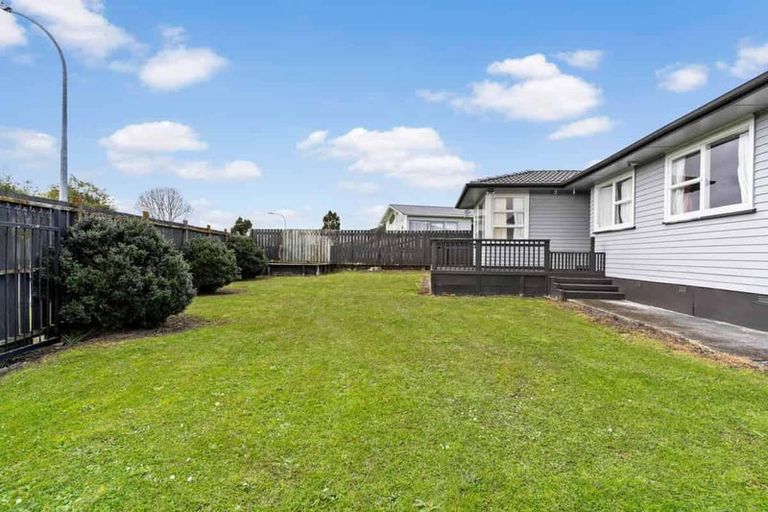 Photo of property in 119 Chichester Drive, Rosehill, Papakura, 2113