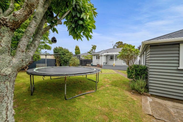 Photo of property in 7 Hursthouse Street, Vogeltown, New Plymouth, 4310