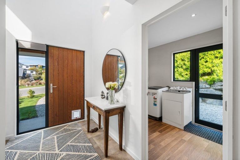 Photo of property in 106b Kings Drive, Wanaka, 9305