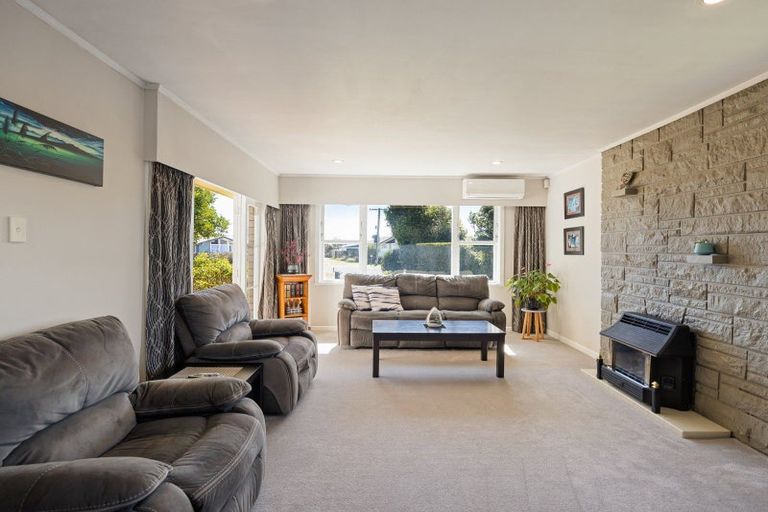 Photo of property in 17 Filmer Place, Melville, Hamilton, 3206