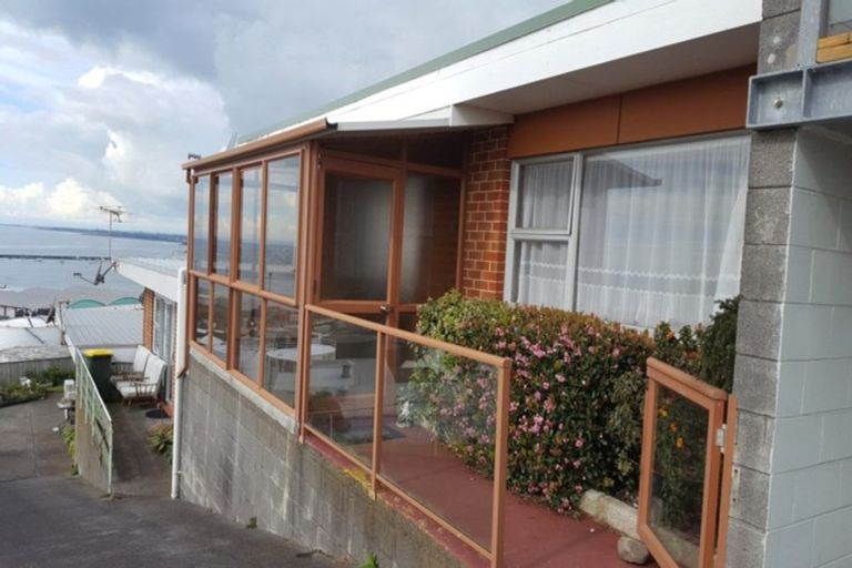 Photo of property in 3/31 Findlay Street, Moturoa, New Plymouth, 4310