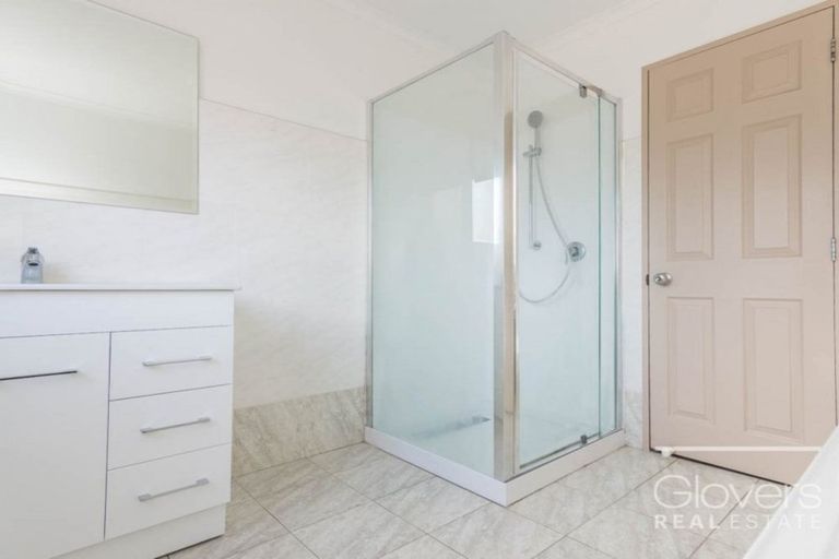 Photo of property in 17 Edgewood Way, Henderson, Auckland, 0612