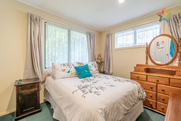 Photo of property in 51 Stokes Valley Road, Stokes Valley, Lower Hutt, 5019