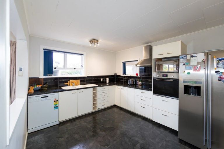 Photo of property in 43 Bill Hercock Street, Pirimai, Napier, 4112