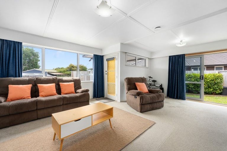 Photo of property in 11a Fox Place, Cloverlea, Palmerston North, 4412
