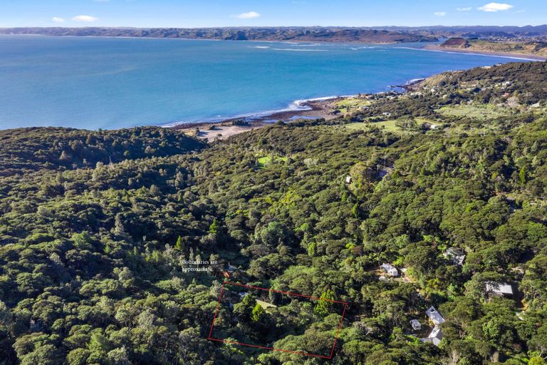 Photo of property in 19 Te Tuhi Road, Raglan, 3297