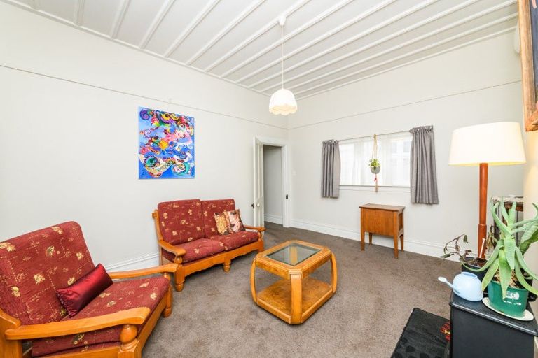 Photo of property in 6 Joseph Street, West End, Palmerston North, 4412