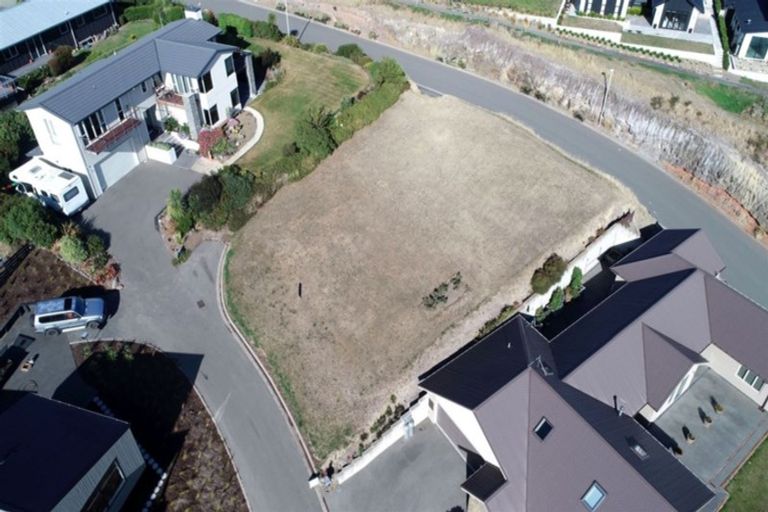 Photo of property in 4 Bluewater View, Mount Pleasant, Christchurch, 8081