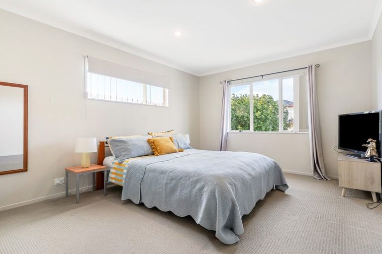 Photo of property in 11 Amaretto Avenue, Flat Bush, Auckland, 2019