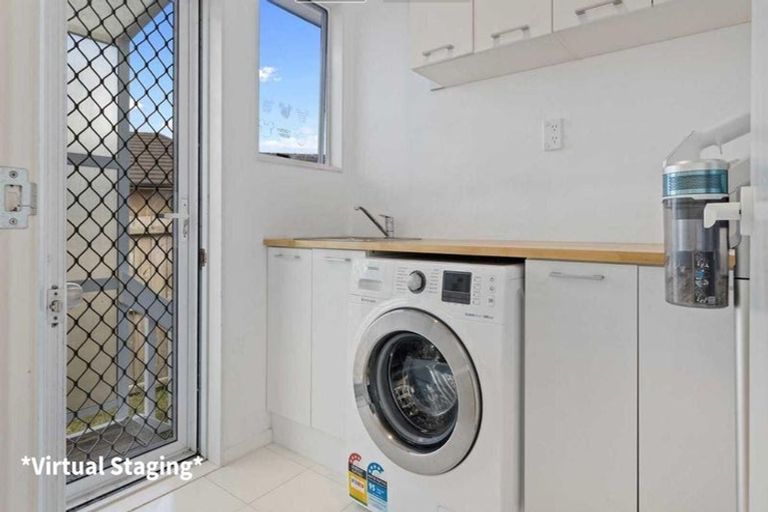 Photo of property in 48 Childers Road, Ranui, Auckland, 0612