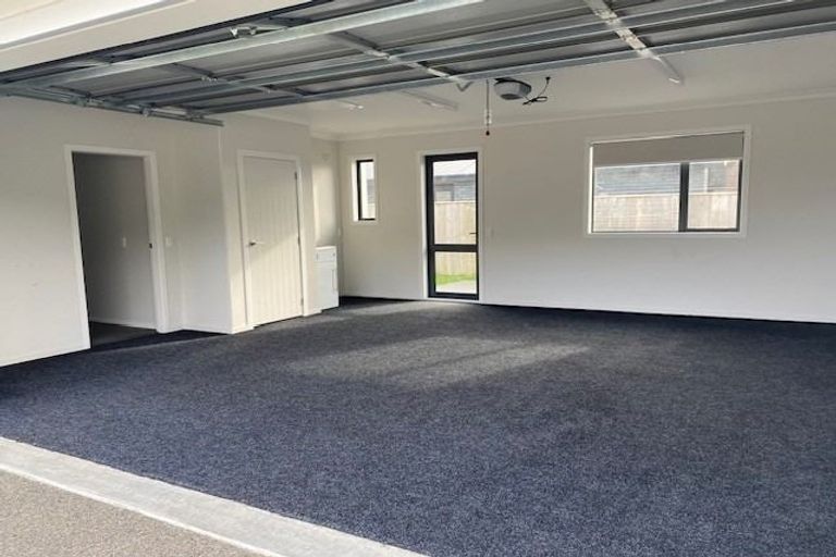 Photo of property in 1 Teiaroa Street, Waikanae, 5036