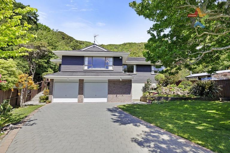 Photo of property in 37 Mawson Street, Waiwhetu, Lower Hutt, 5010