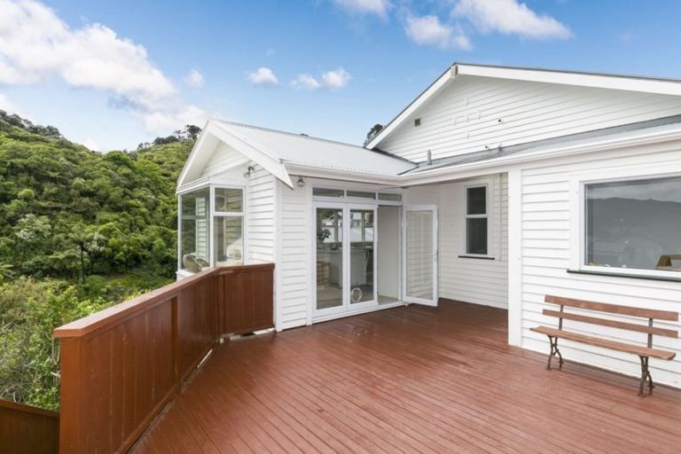 Photo of property in 105 Orangi Kaupapa Road, Northland, Wellington, 6012