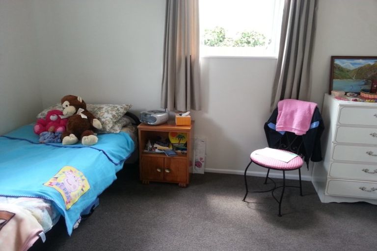 Photo of property in 7 Tawa Street, Eastbourne, Lower Hutt, 5013