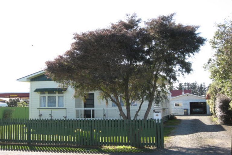 Photo of property in 50 Holland Crescent, Bulls, 4818