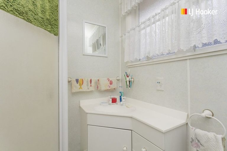 Photo of property in 38 Balmain Street, Halfway Bush, Dunedin, 9010