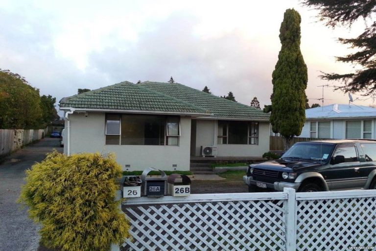 Photo of property in 26 Swanson Road, Henderson, Auckland, 0610