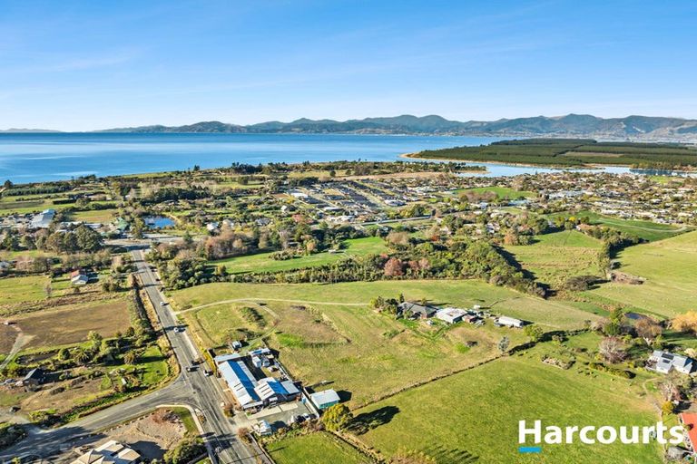 Photo of property in 166 Mapua Drive, Mapua, Upper Moutere, 7173