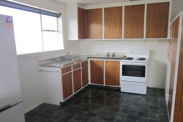 Photo of property in 2/22 Clare Road, St Albans, Christchurch, 8014