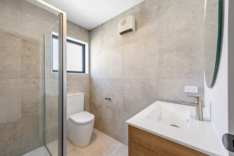 Photo of property in 3/88 Holly Road, St Albans, Christchurch, 8014