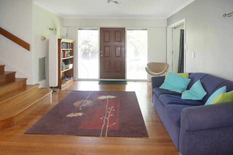 Photo of property in 279 Centaurus Road, Hillsborough, Christchurch, 8022