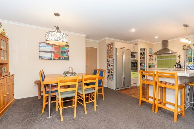 Photo of property in 3 Nottingham Drive, Hamilton East, Hamilton, 3216