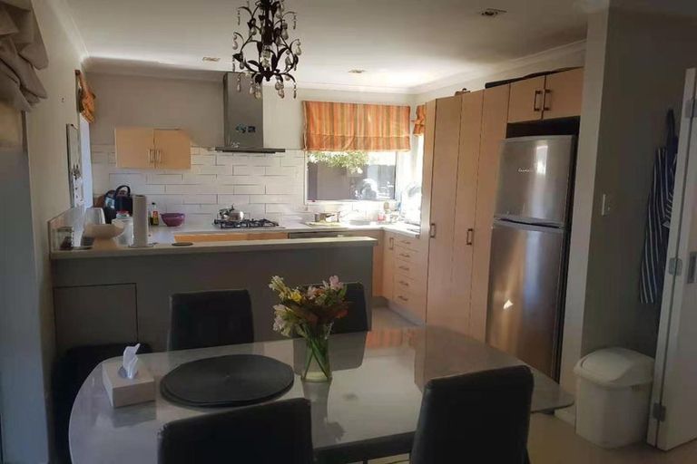 Photo of property in 2/23 Halliwell Avenue, Papanui, Christchurch, 8052