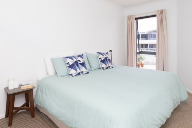 Photo of property in 309/178 Marine Parade, Mount Maunganui, 3116