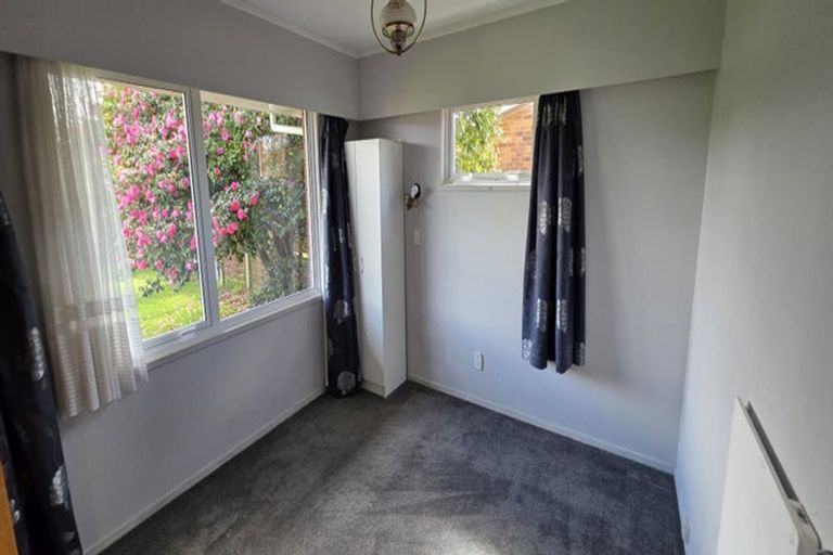 Photo of property in 12 Martin Street, Utuhina, Rotorua, 3015